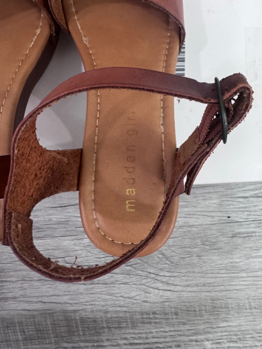 MADDEN GIRL Brown Faux Leather Platform Heels Sandals Size 6 Boho Retro - Picture 8 of 9